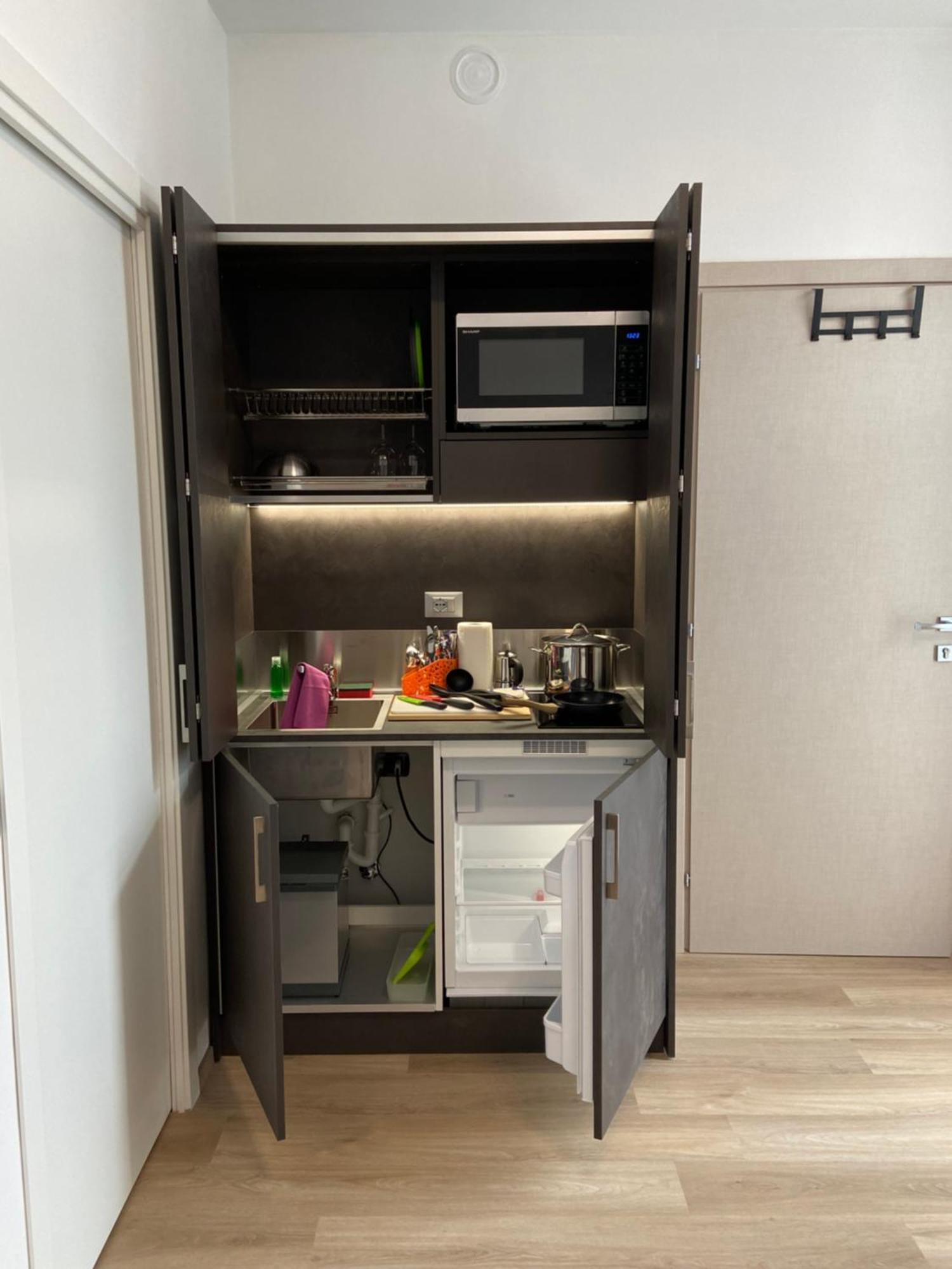 Notte Di Note - Home Hospitality Busto Arsizio Εξωτερικό φωτογραφία