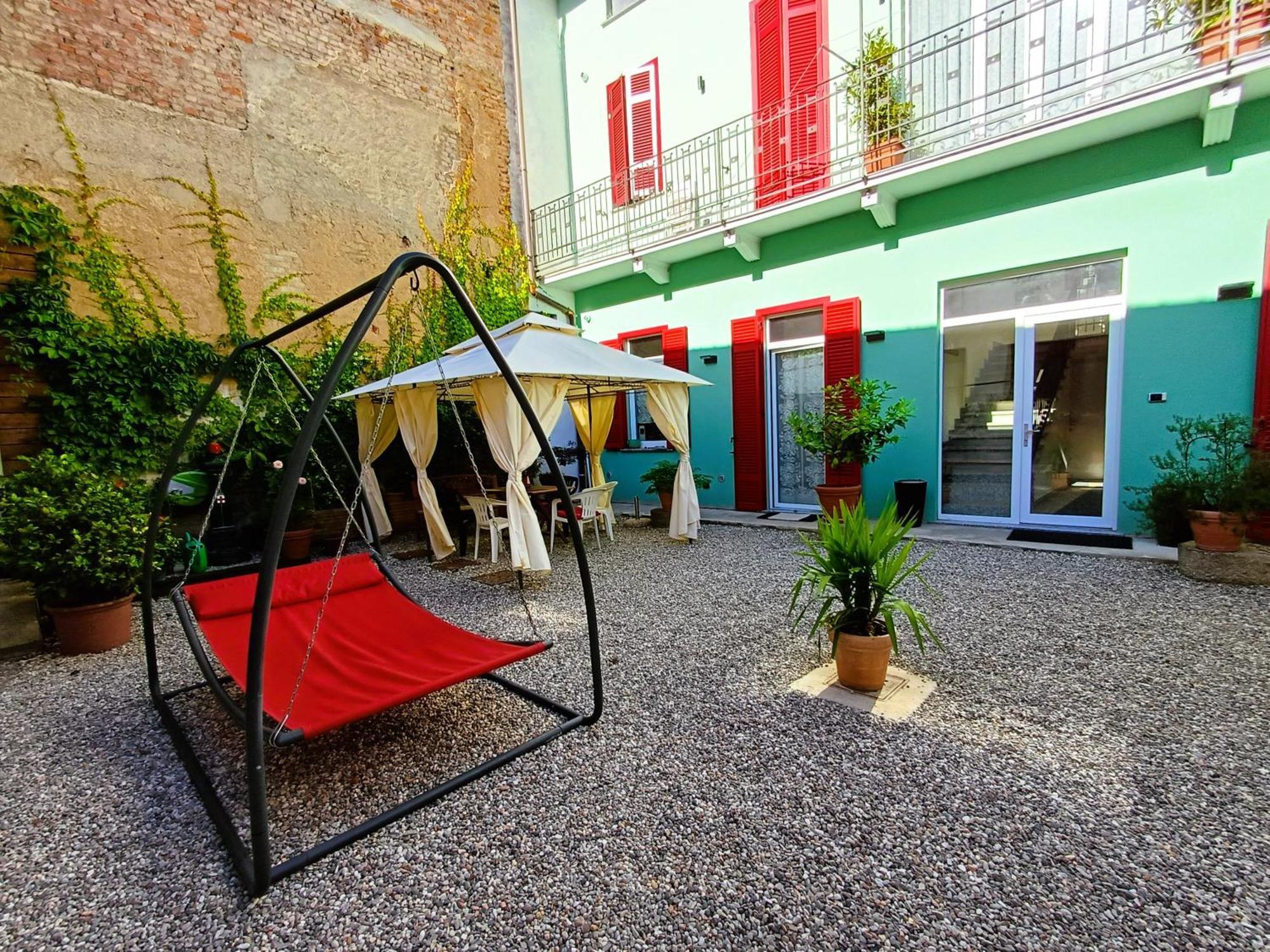 Notte Di Note - Home Hospitality Busto Arsizio Εξωτερικό φωτογραφία